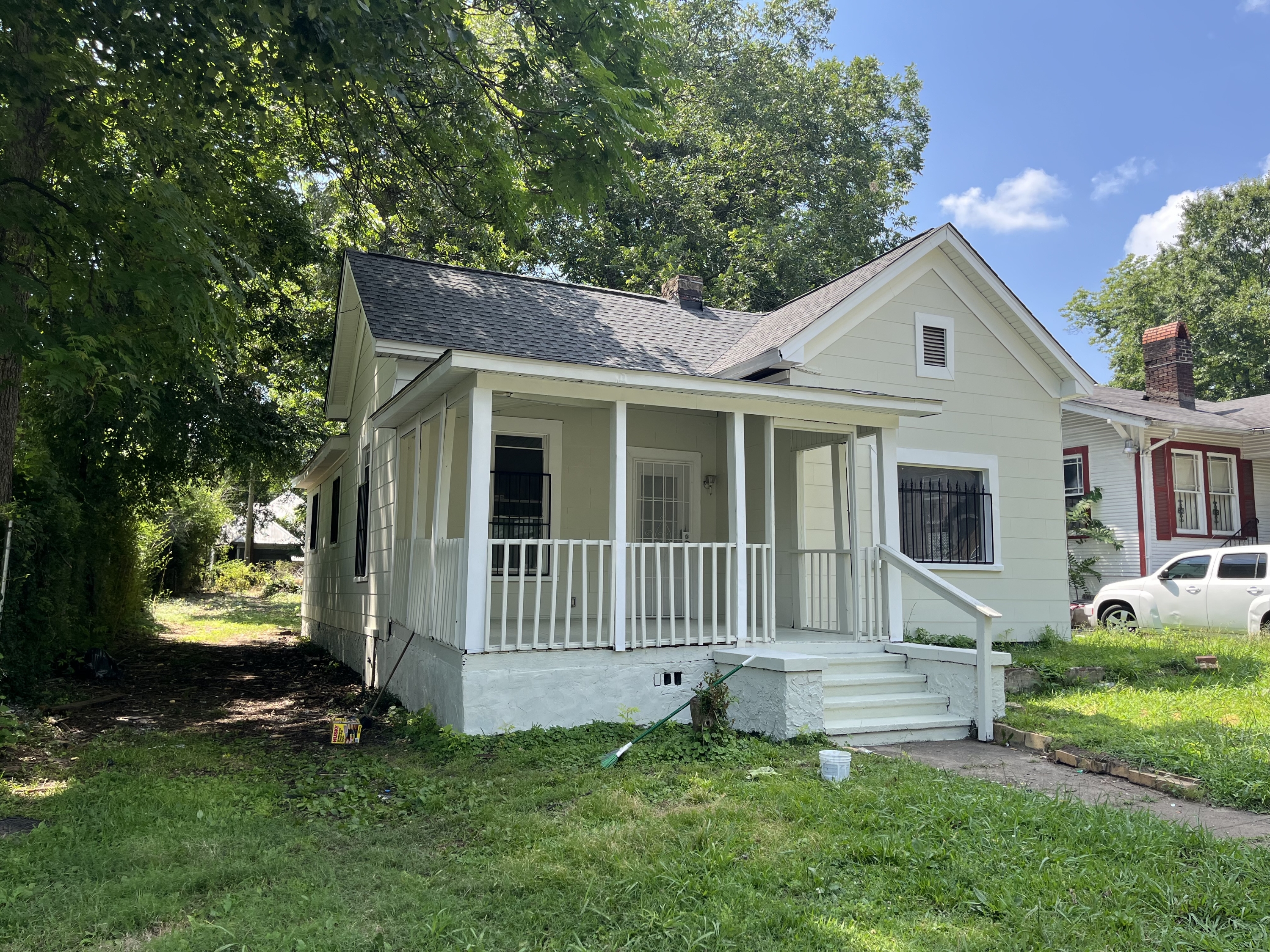 Property main image